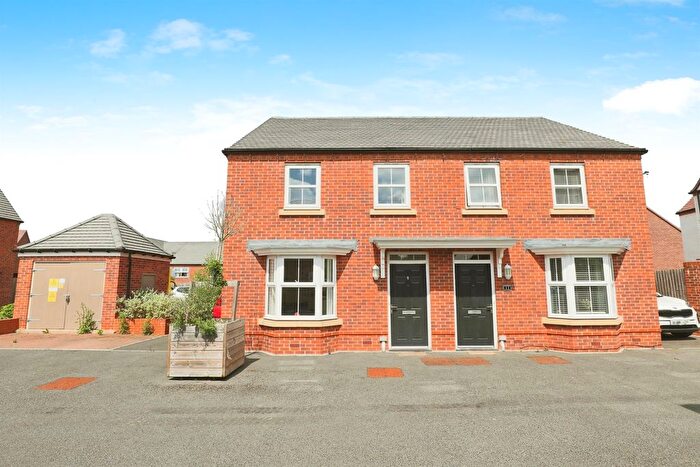 3 Bedroom Semi-Detached House For Sale In Blossomfield Drive, Kempsey, Worcester, WR5