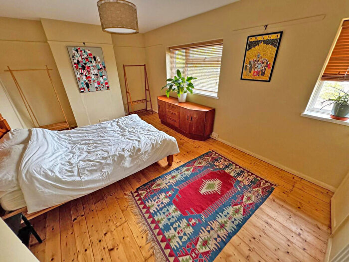 2 Bedroom End Of Terrace House For Sale In Williams Road, Shoreham-by-Sea, BN43