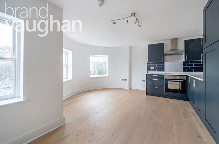 1 Bedroom Flat To Rent In St. Georges Place, Brighton, East Sussex, BN1