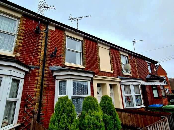 3 Bedroom Terraced House To Rent In Carlisle Road, Shirley, Southampton SO16
