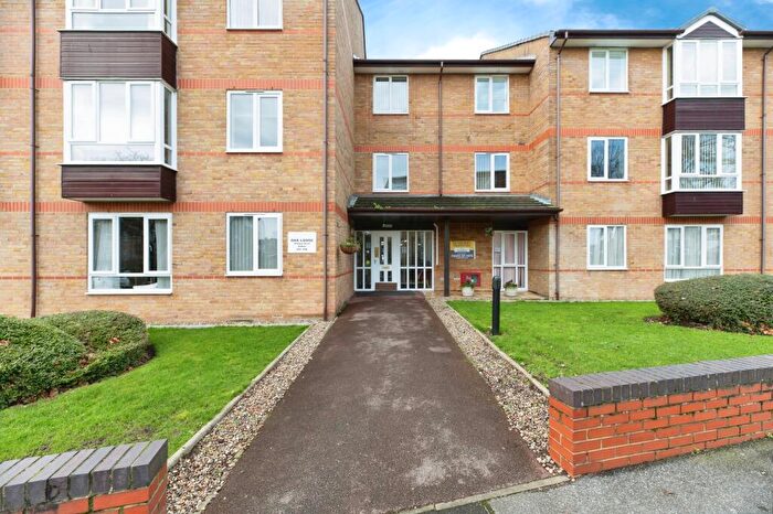 1 Bedroom Apartment For Sale In Oak Lodge (Sutton), Sutton, SM1