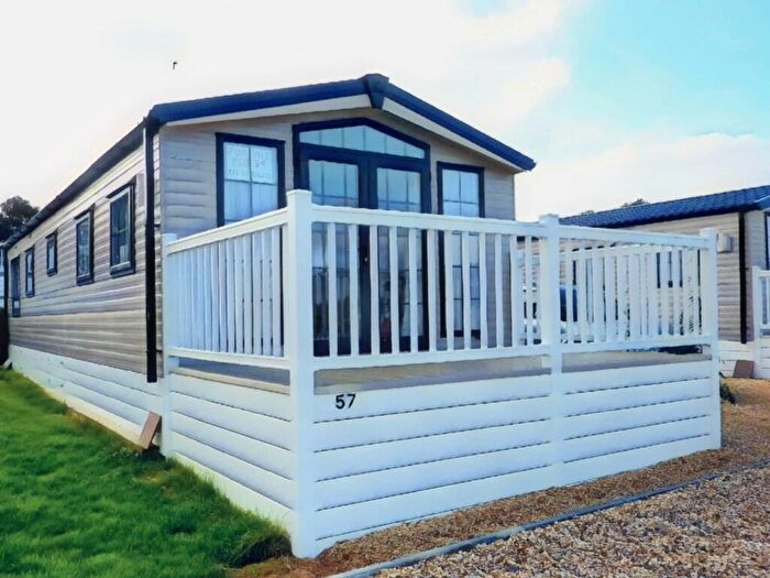 2 Bedroom Park Home For Sale In Claypits, Eastington, GL10