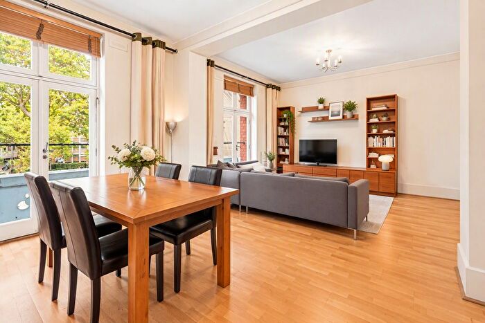 2 Bedroom Flat To Rent In Artillery Mansions, Victoria Street, Westminster, London, SW1H