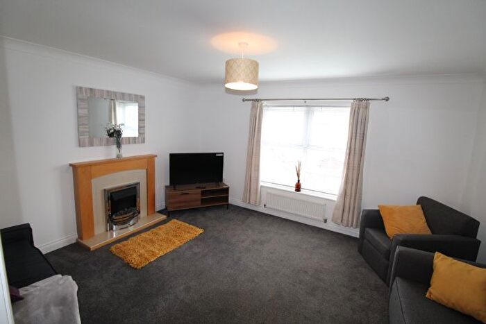 3 Bedroom Terraced House To Rent In The Willows, Hull, HU7