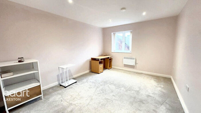 2 Bedroom Flat For Sale In South Street, Ilkeston, DE7