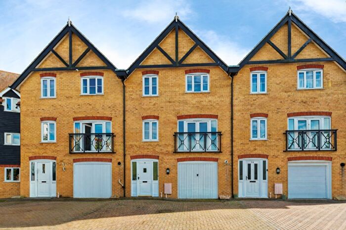 4 Bedroom Town House For Sale In Bluefield Mews, Whitstable, CT5