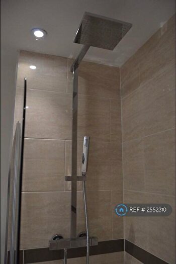 1 Bedroom Flat To Rent In High View Court, Luton, LU2