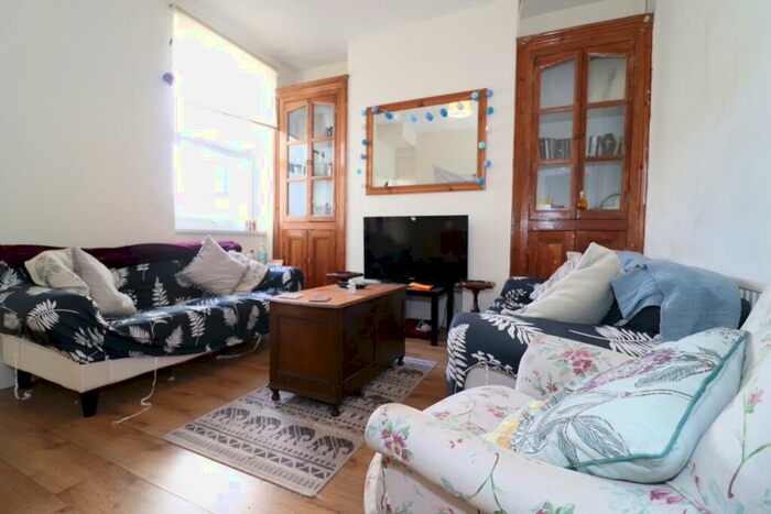 4 Bedroom Terraced House To Rent In Talworth Street, Roath, CF24