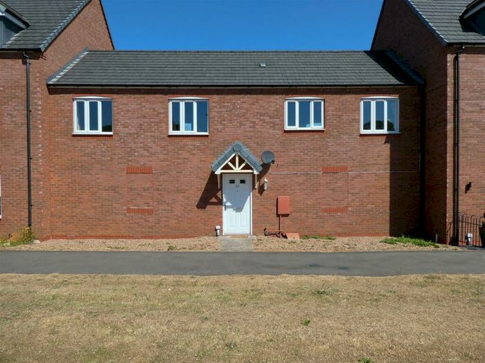 2 Bedroom Coach House To Rent In Moat Lane, Solihull, B91