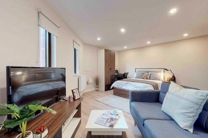 Studio To Rent In Furnival Square, Sheffield, S1