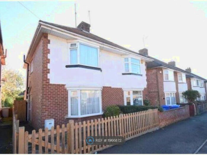 3 Bedroom Semi-Detached House To Rent In Wallis Road, Kettering, NN15