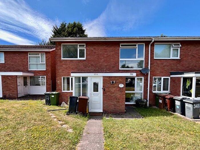 2 Bedroom Maisonette To Rent In Rowood Drive, Solihull, B92