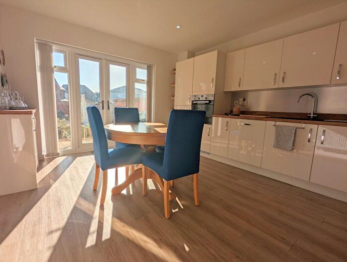 2 Bedroom Semi-Detached House For Sale In Dart Avenue, Topsham, Exeter, EX2