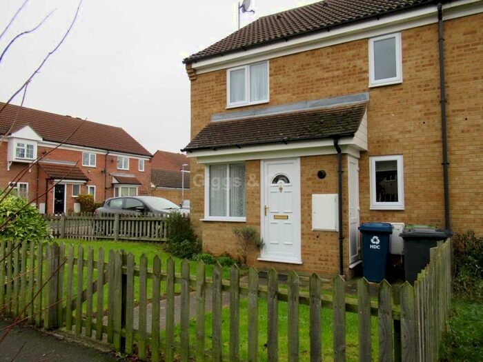 1 Bedroom Cluster House To Rent In Chawston Close, St Neots, PE19