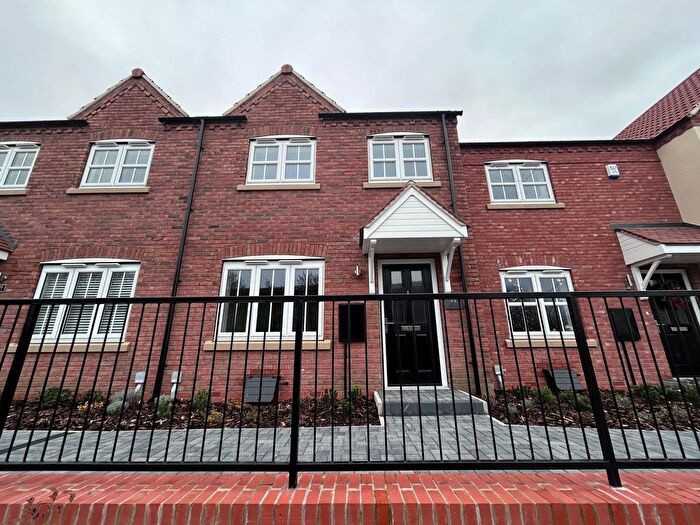 3 Bedroom Terraced House To Rent In Barnes Way, Kingswood, Hull, East Riding Of Yorkshi, HU7