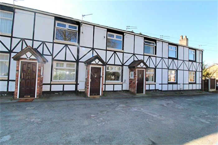 3 Bedroom Terraced House To Rent In Sandfold, North Reddish, Stockport, SK5