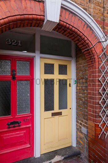 2 Bedroom Flat To Rent In Brettenham Road, London, E17