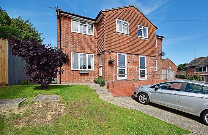 3 Bedroom Semi-Detached House For Sale In Smith Close, Ninfield, Battle, TN33