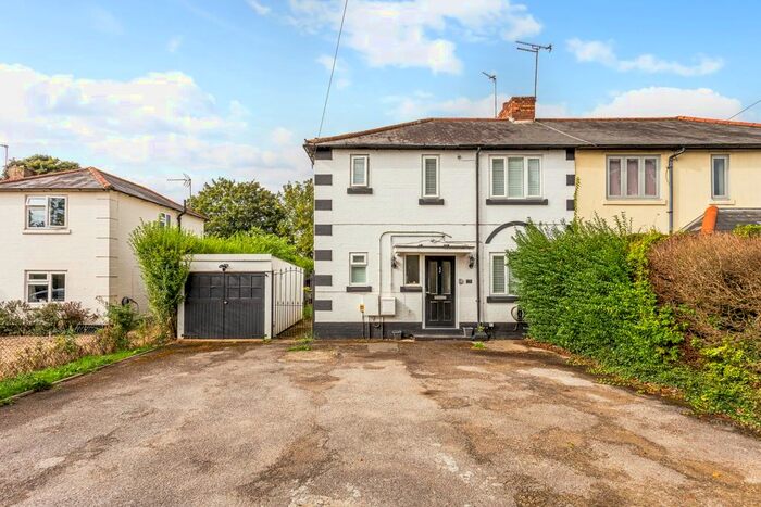 3 Bedroom Semi-Detached House To Rent In Watling Street, Park Street, St.Albans, AL2