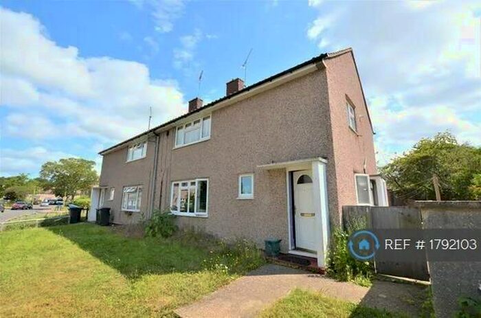 1 Bedroom Flat To Rent In Upper Stoneyfield, Harlow, CM19