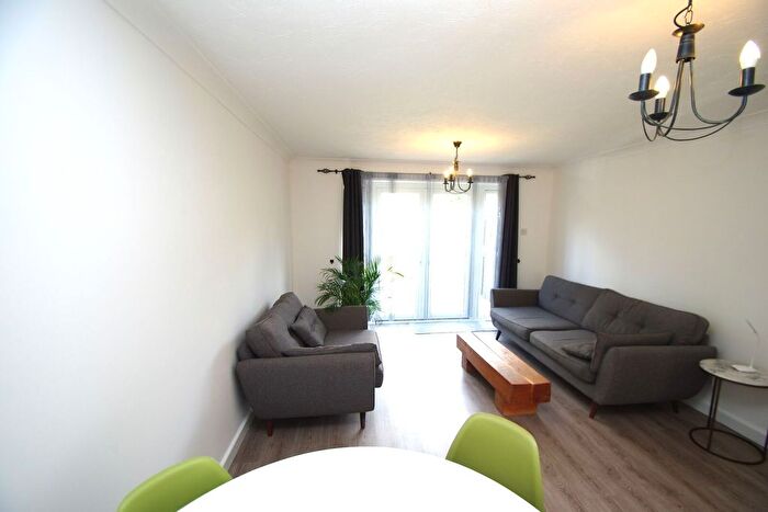 2 Bedroom Terraced House To Rent In Broughton Way, Rickmansworth, Mill End, WD3