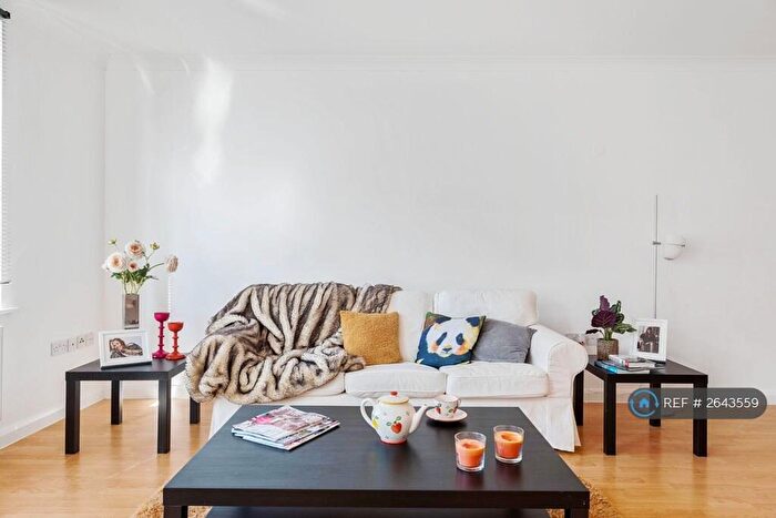 1 Bedroom Flat To Rent In Esprit Court, London, E1