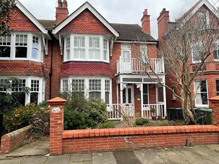 1 Bedroom Apartment To Rent In Pembroke Crescent, Hove, BN3