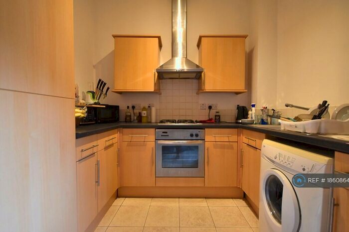 1 Bedroom Flat To Rent In Margate Road, Southsea, PO5