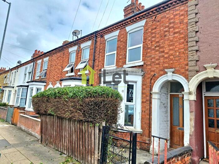 2 Bedroom Terraced House To Rent In St. Leonards Road, Northampton, NN4