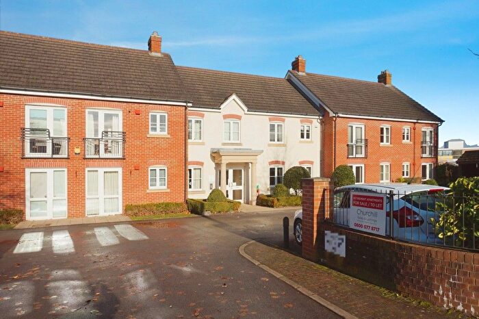 1 Bedroom Flat For Sale In Reddicap Heath Road, Sutton Coldfield, B75