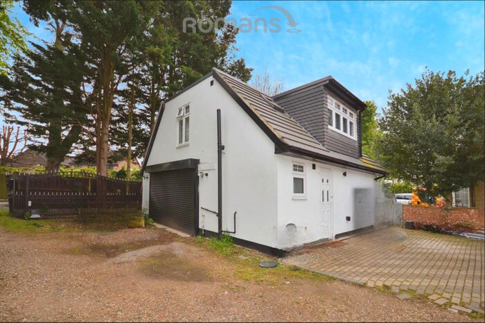 Studio To Rent In Langley Broom, Langley, SL3