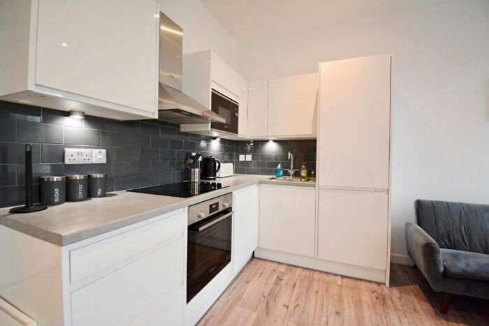 1 Bedroom Flat To Rent In Rickfords Hill, Aylesbury, HP20