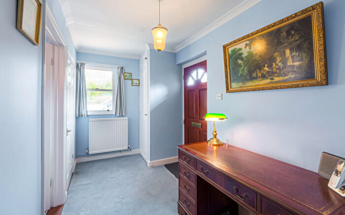 2 Bedroom Cottage For Sale In Mill Cottages, Yapton Road, PO22
