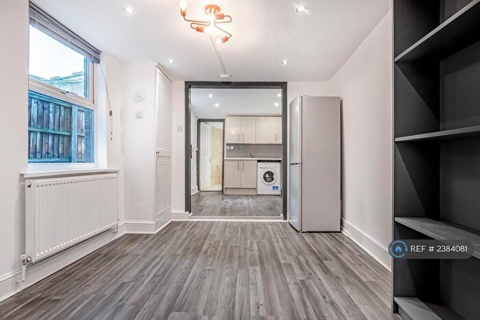 4 Bedroom Terraced House To Rent In Kenworthy Road, London, E9