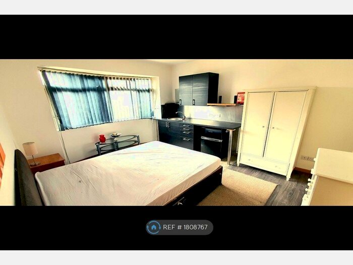 Studio To Rent In Chatsworth Road, Poole, BH14