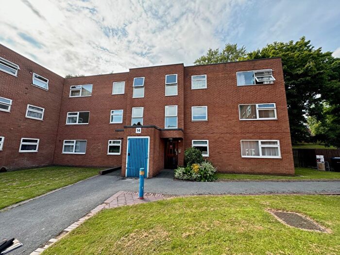 2 Bedroom Flat To Rent In Frensham Way, Birmingham, B17