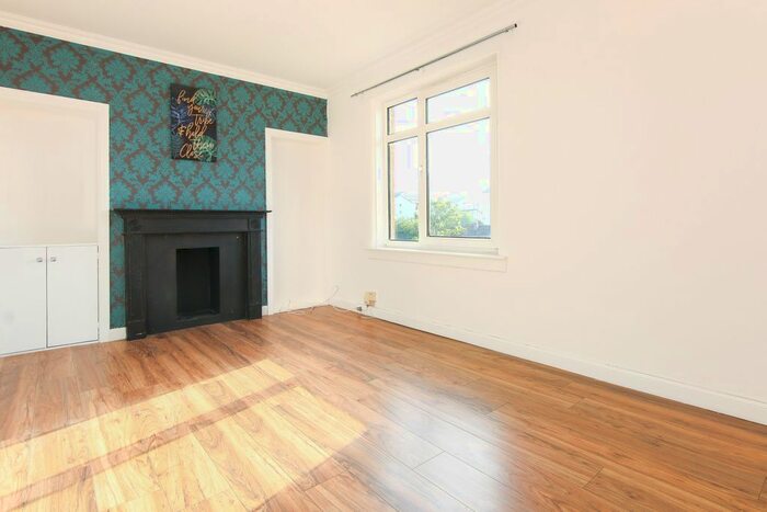 2 Bedroom Flat For Sale In Sighthill Terrace, Edinburgh, EH11