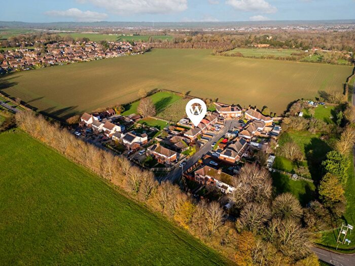 3 Bedroom Semi-Detached House For Sale In Bittenham Close, Stone, HP17