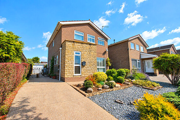 3 Bedroom Detached House For Sale In Alderson Close, Tickhill, Doncaster, DN11