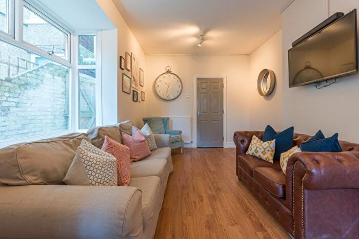 7 Bedroom Terraced House To Rent In Canterbury Road, Portsmouth, PO4