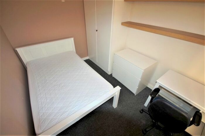 4 Bedroom Terraced House To Rent In Nicholls Street, Hillfields, Coventry, CV2