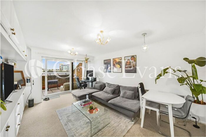 1 Bedroom Flat To Rent In Plymouth Wharf, Isle Of Dogs, London, E14