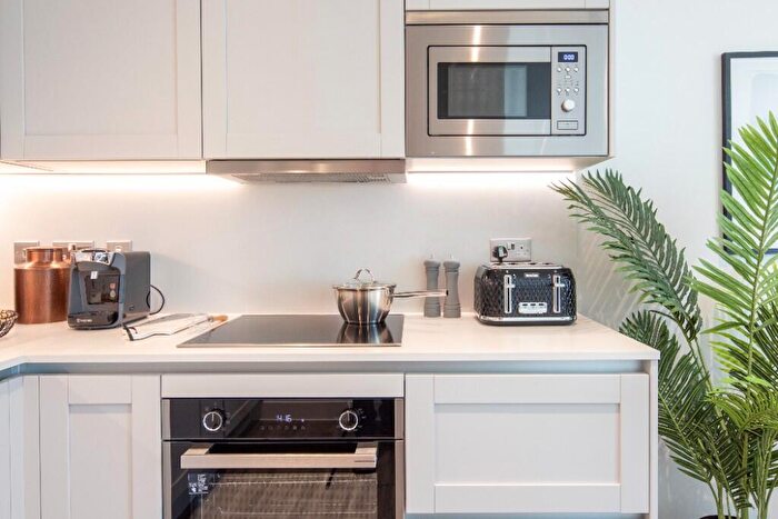 1 Bedroom Apartment For Sale In Forest Road, Walthamstow, E17