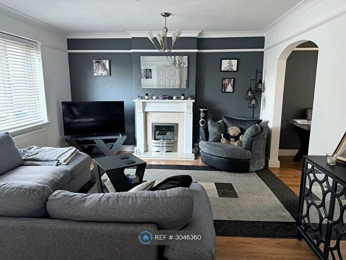 2 Bedroom Flat To Rent In Worsley, Worsley, Manchester, M28