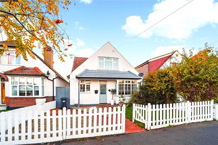 4 Bedroom Terraced House To Rent In Carrington Avenue, Hounslow, TW3