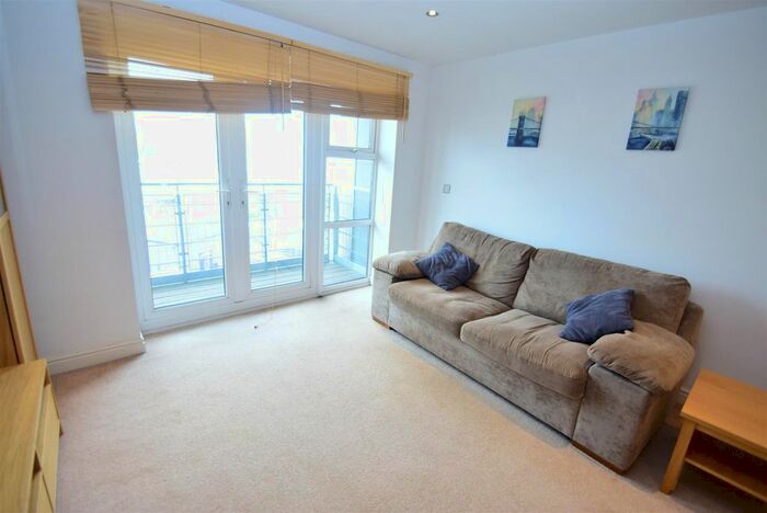 1 Bedroom Flat To Rent In The Bar, St. James Gate, Newcastle Upon Tyne, NE1