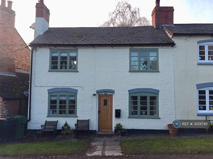 3 Bedroom Semi Detached House To Rent In New Wharf, Bromsgrove, B60