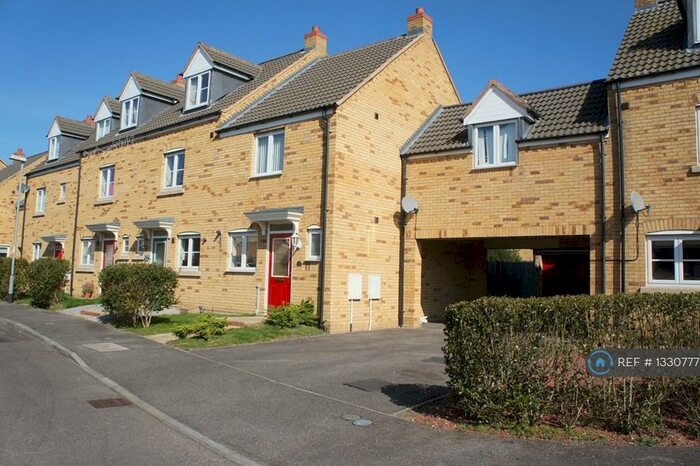 3 Bedroom Semi-Detached House To Rent In Fishers Bank, Littleport, Ely, CB6