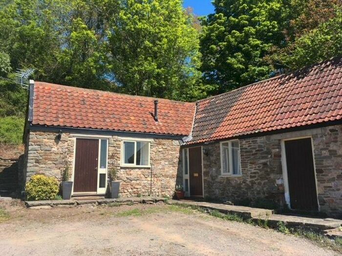 1 Bedroom Detached Bungalow To Rent In Highdale Avenue, Clevedon, BS21