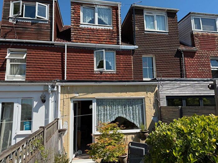 3 Bedroom Cottage For Sale In Highfield Road, Salisbury, SP2